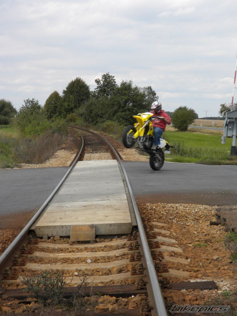 Photo 1779644