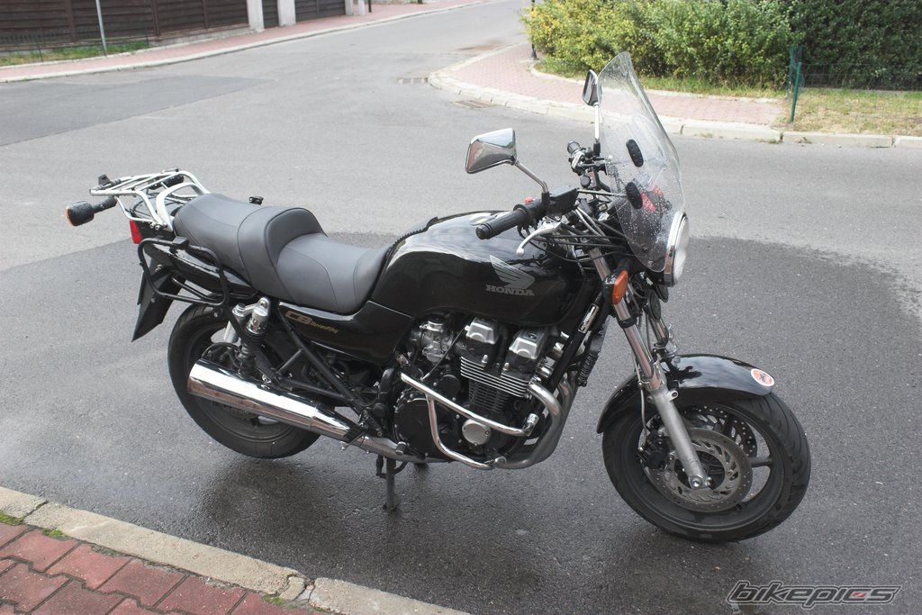 Photo 1779698