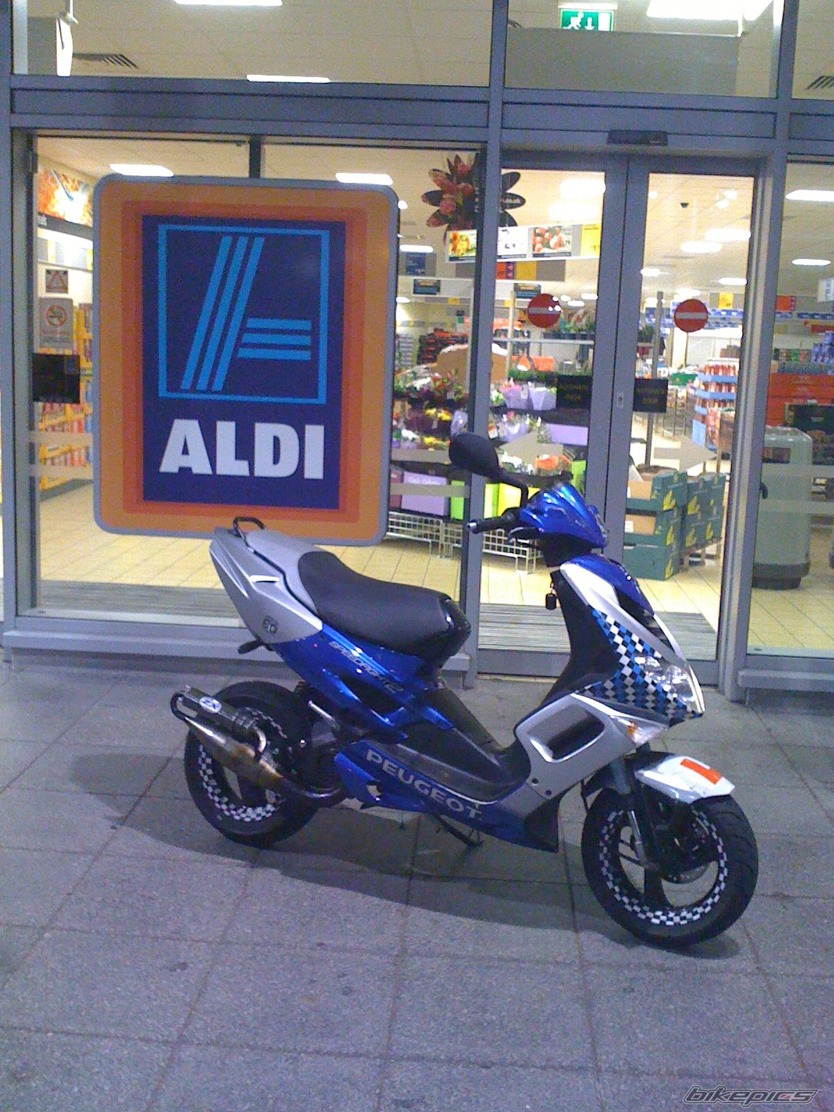 Photo 1781367
