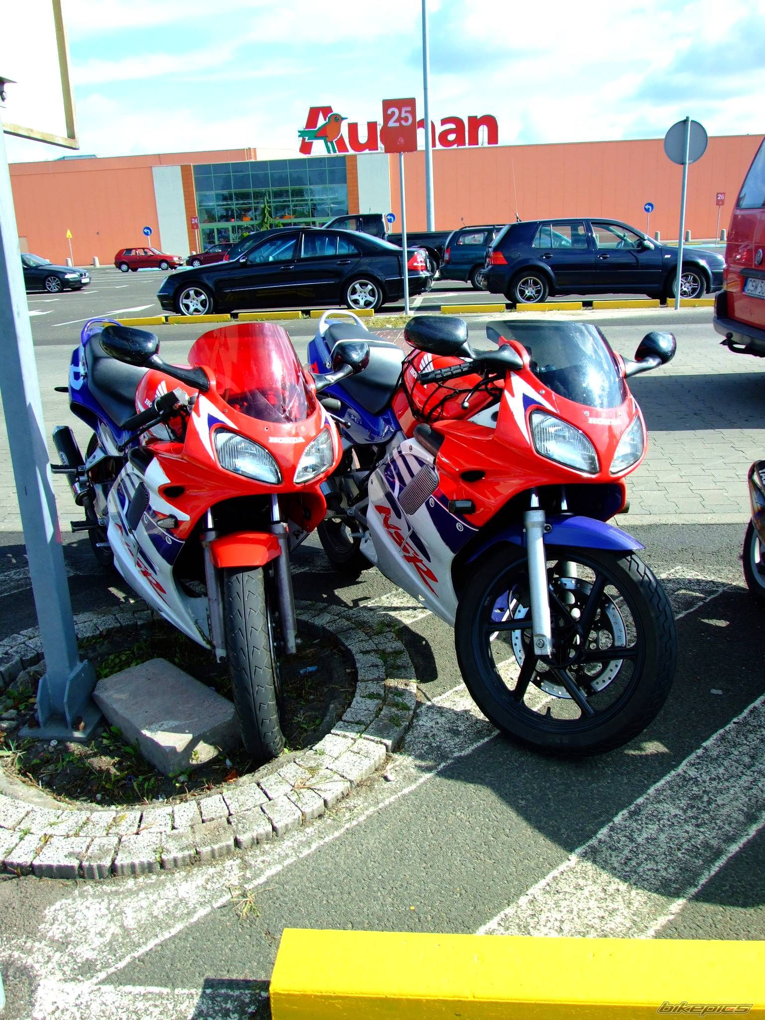 Photo 1781767