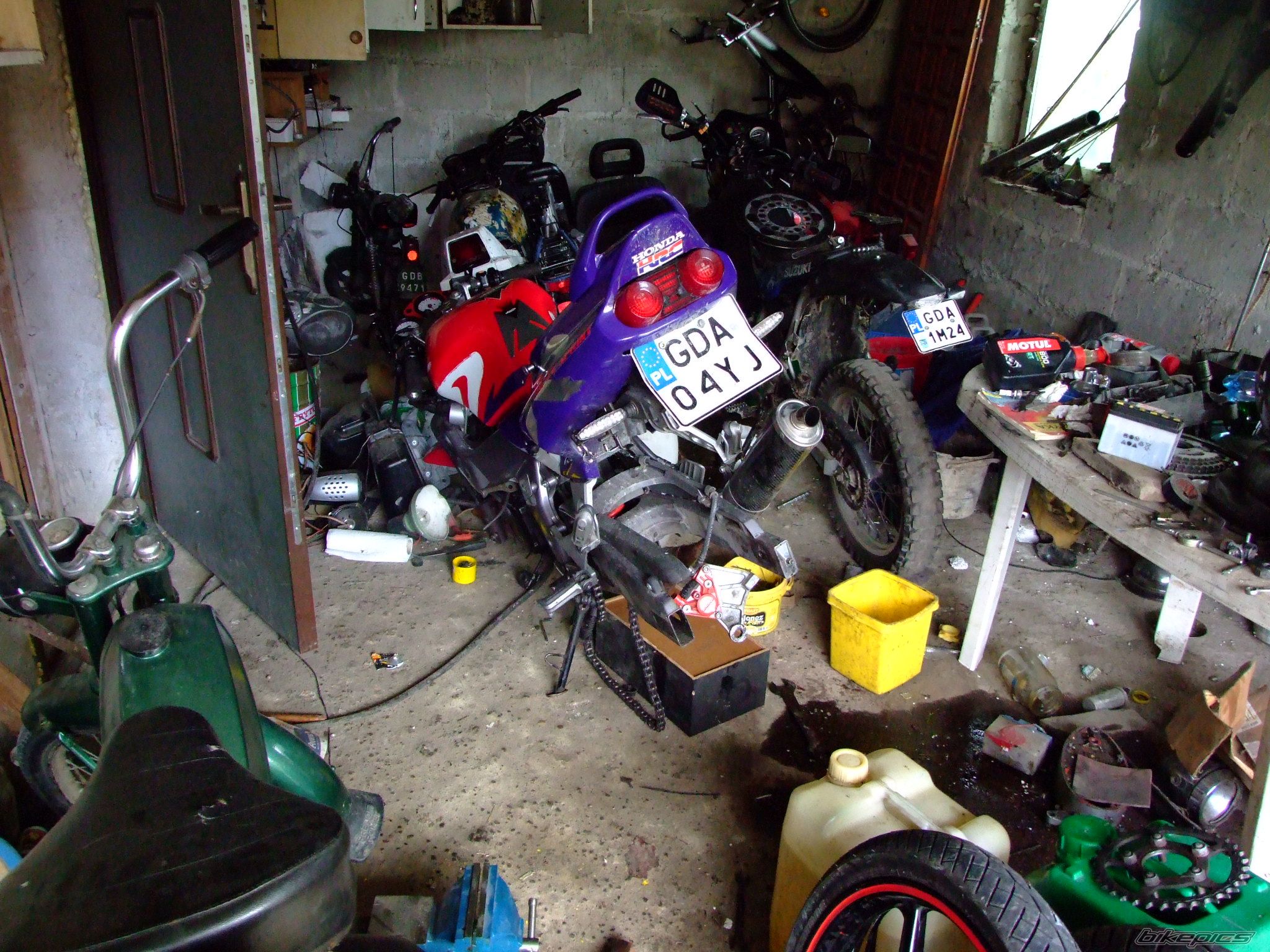 Photo 1781830