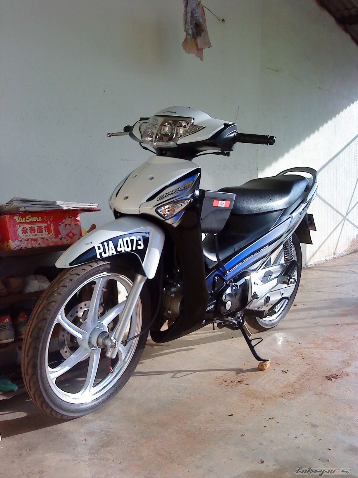 Photo 1781996