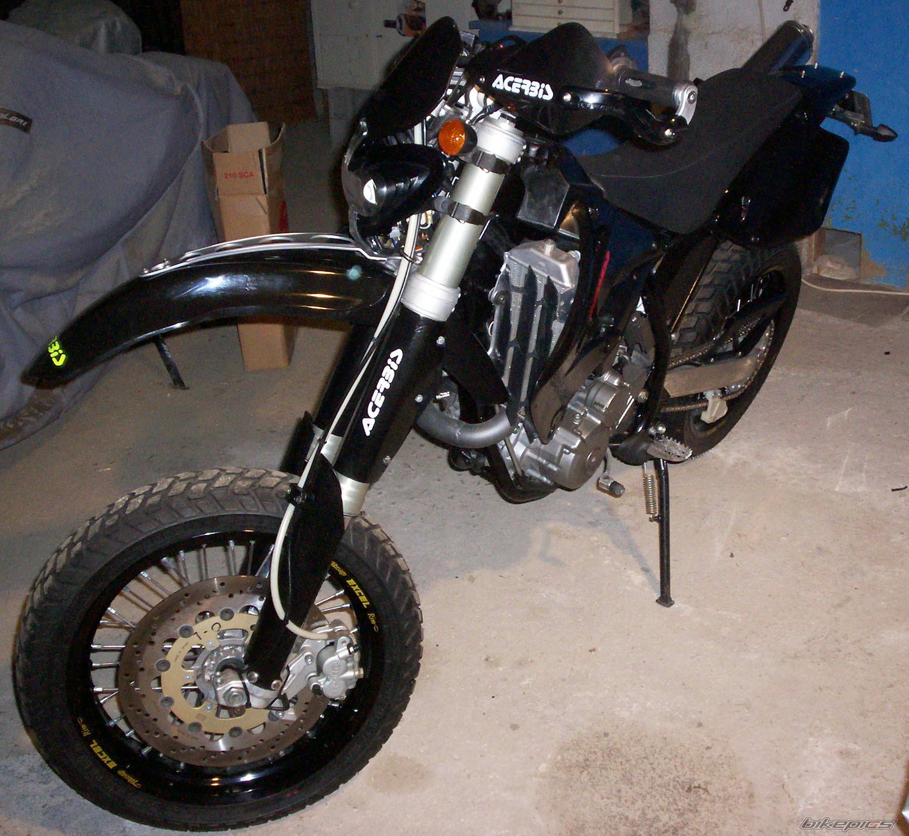Photo 1782152