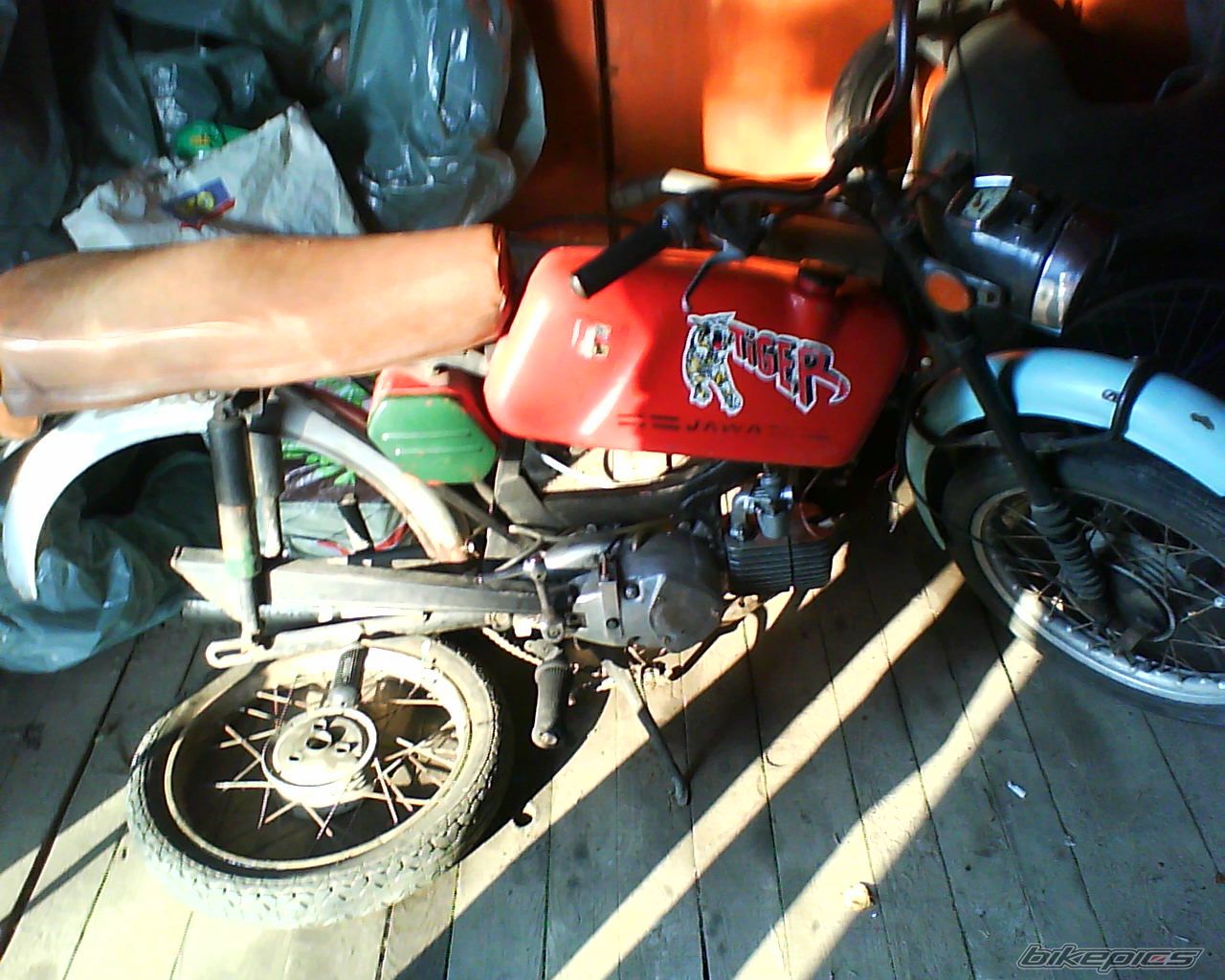 Photo 1782273