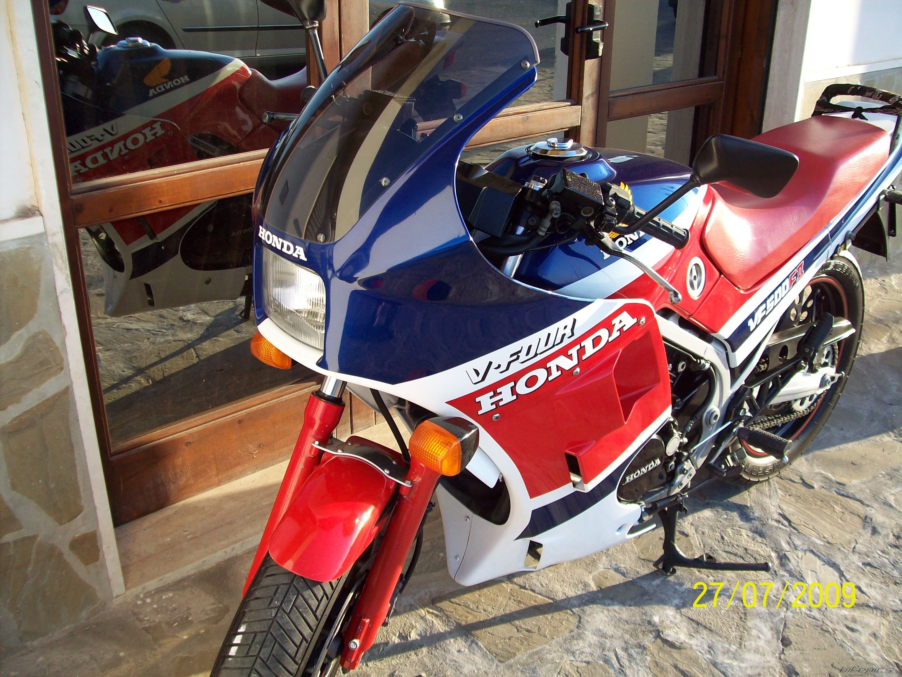 Photo 1782373