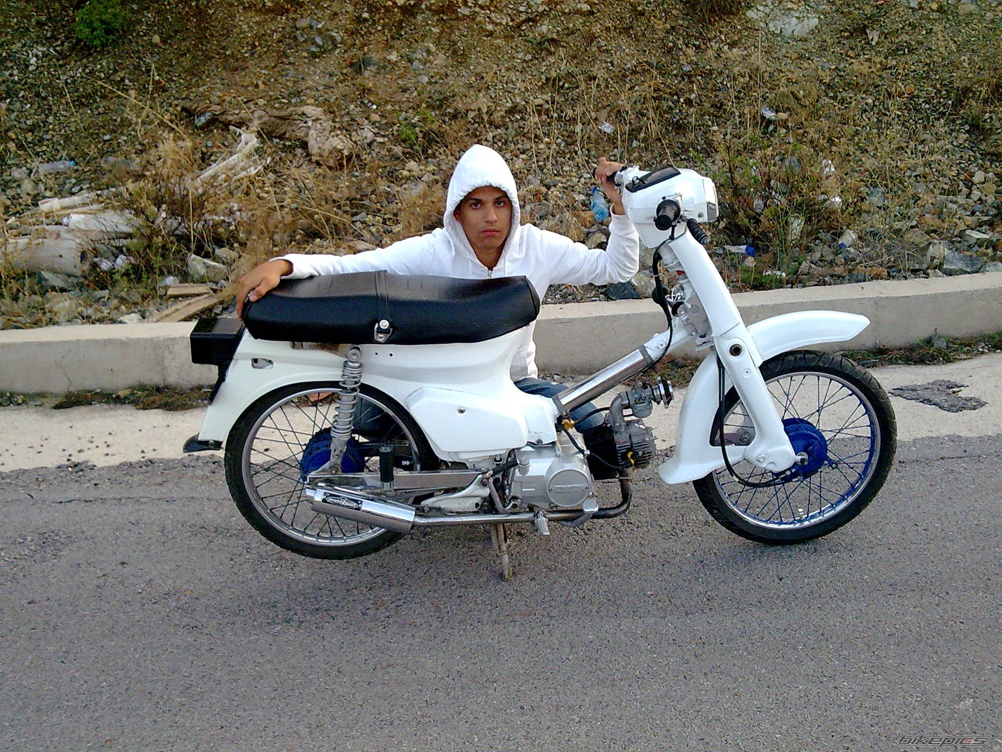 Bike Photo 1782636