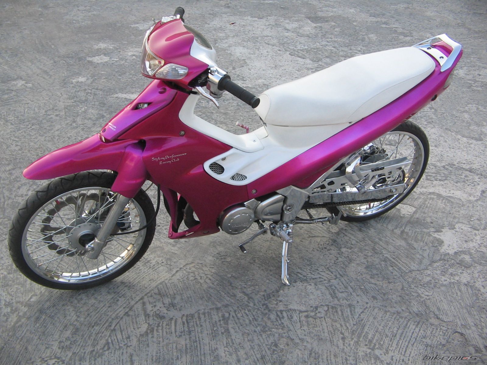 Photo 1782730