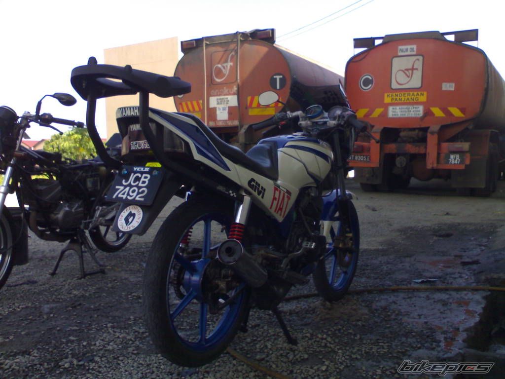 Photo 1782874