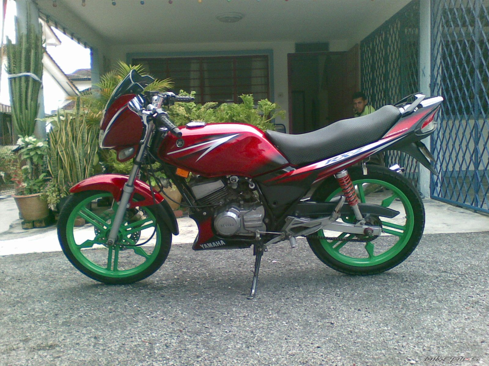 Photo 1782945