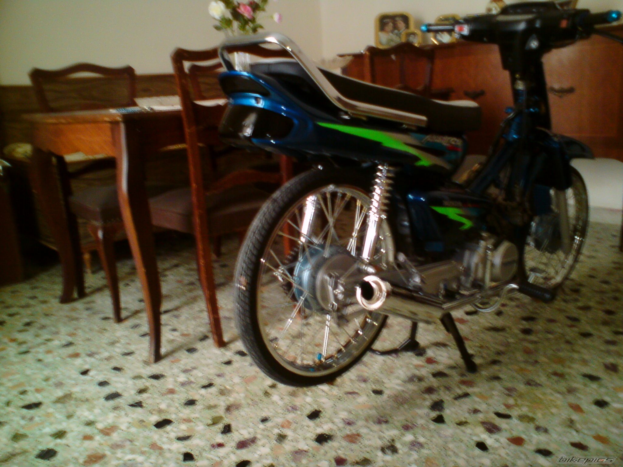 Photo 1783702