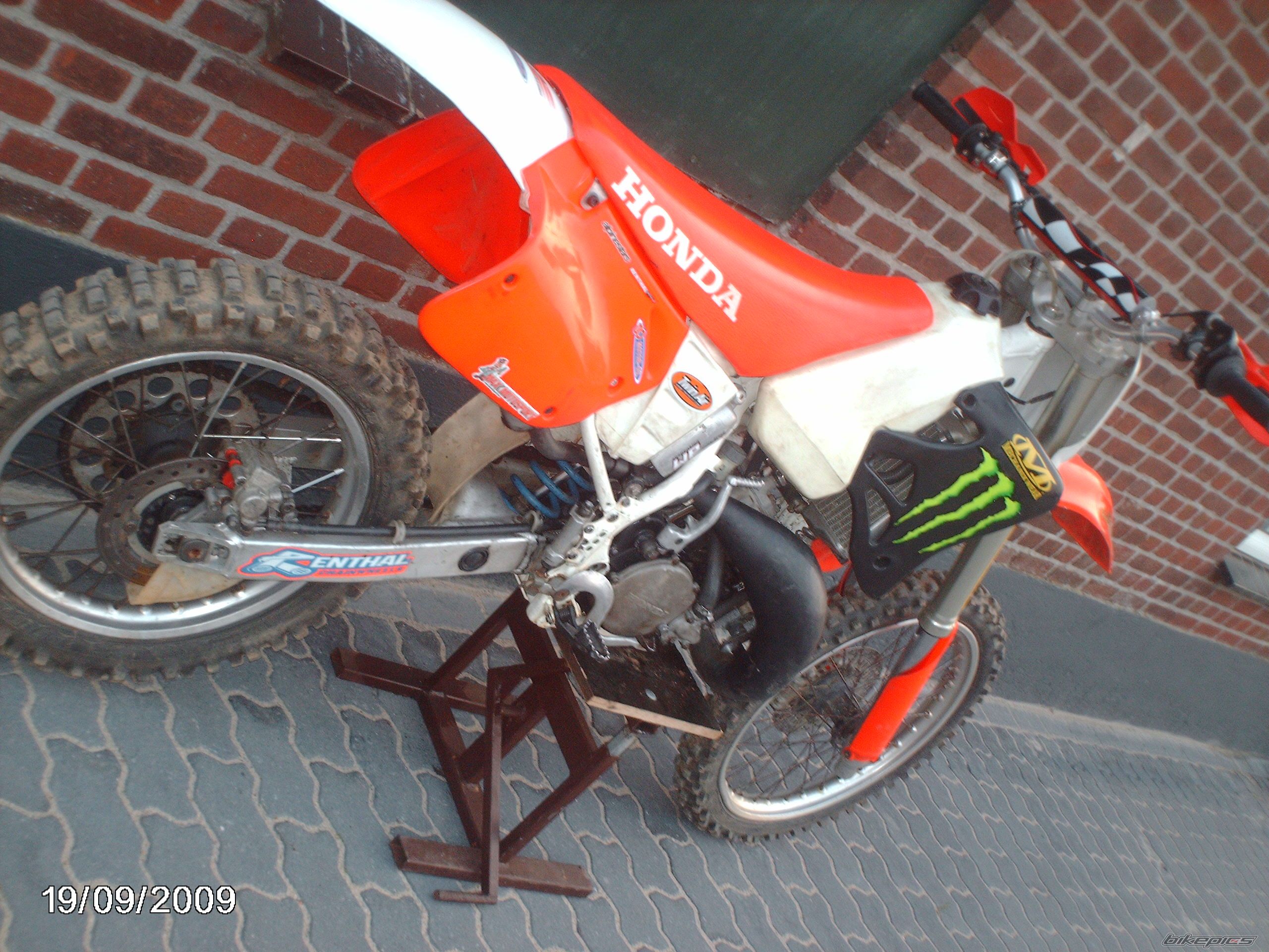 Photo 1783886