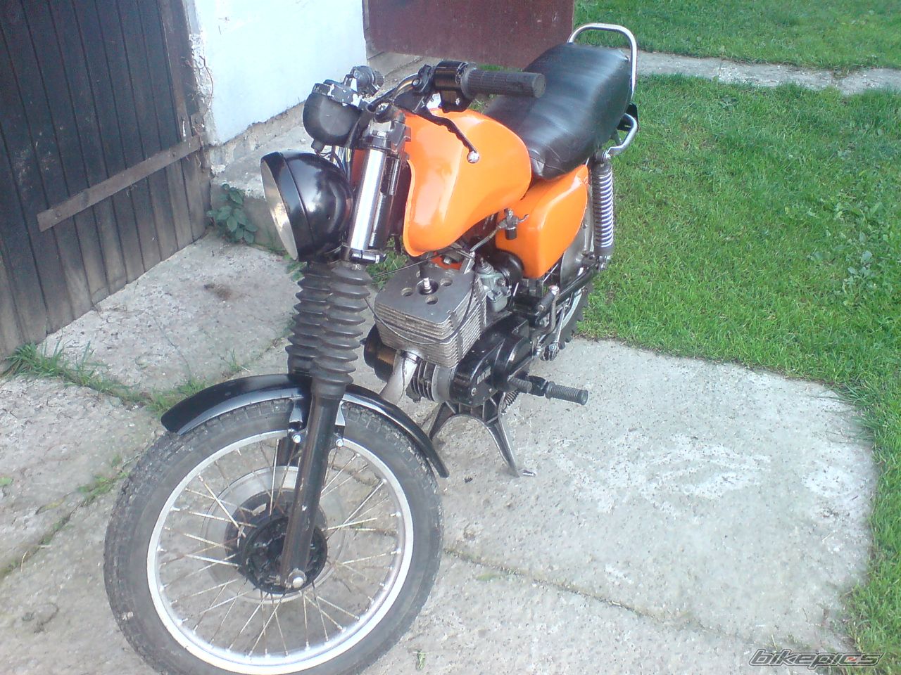 Photo 1783910