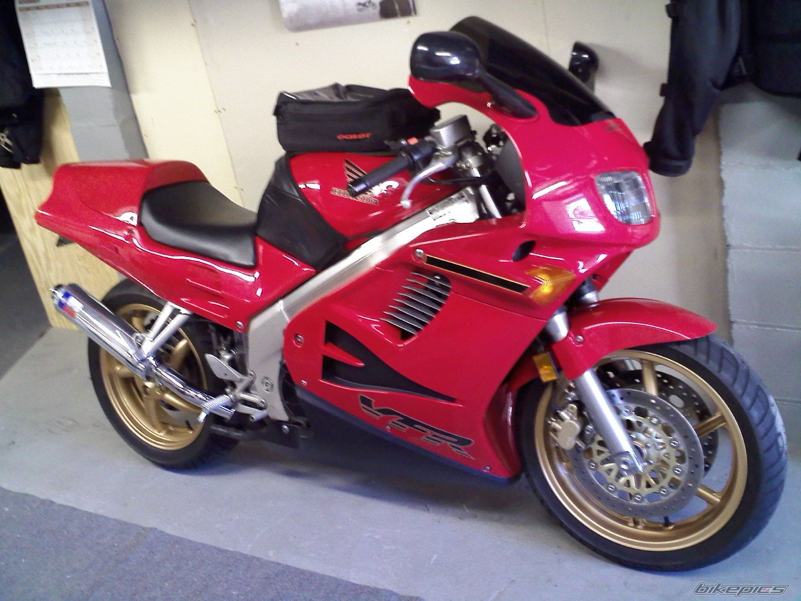 Photo 1784291
