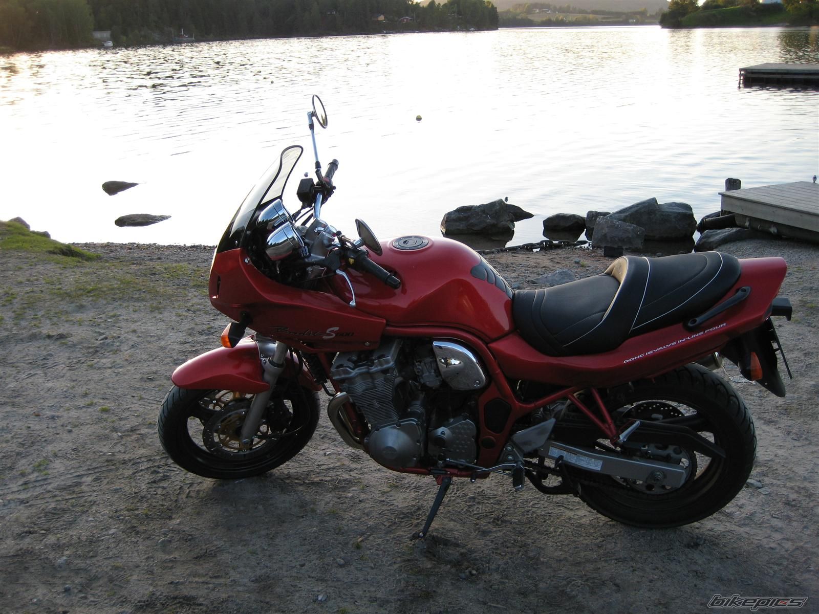 Photo 1784545