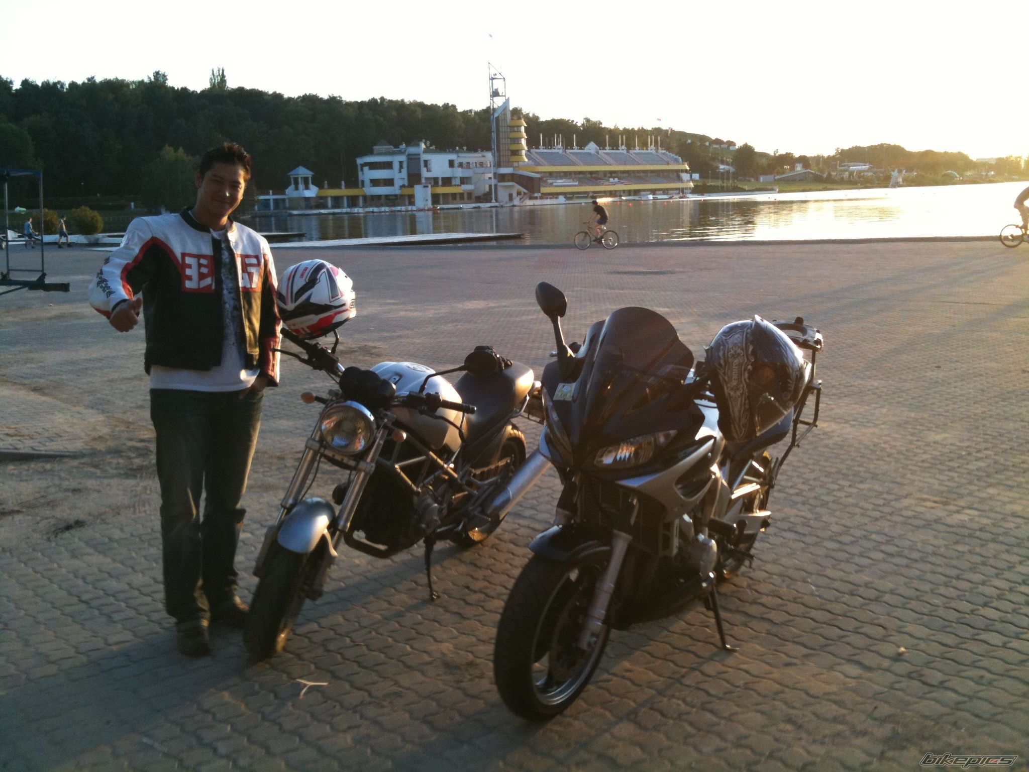 Photo 1784639