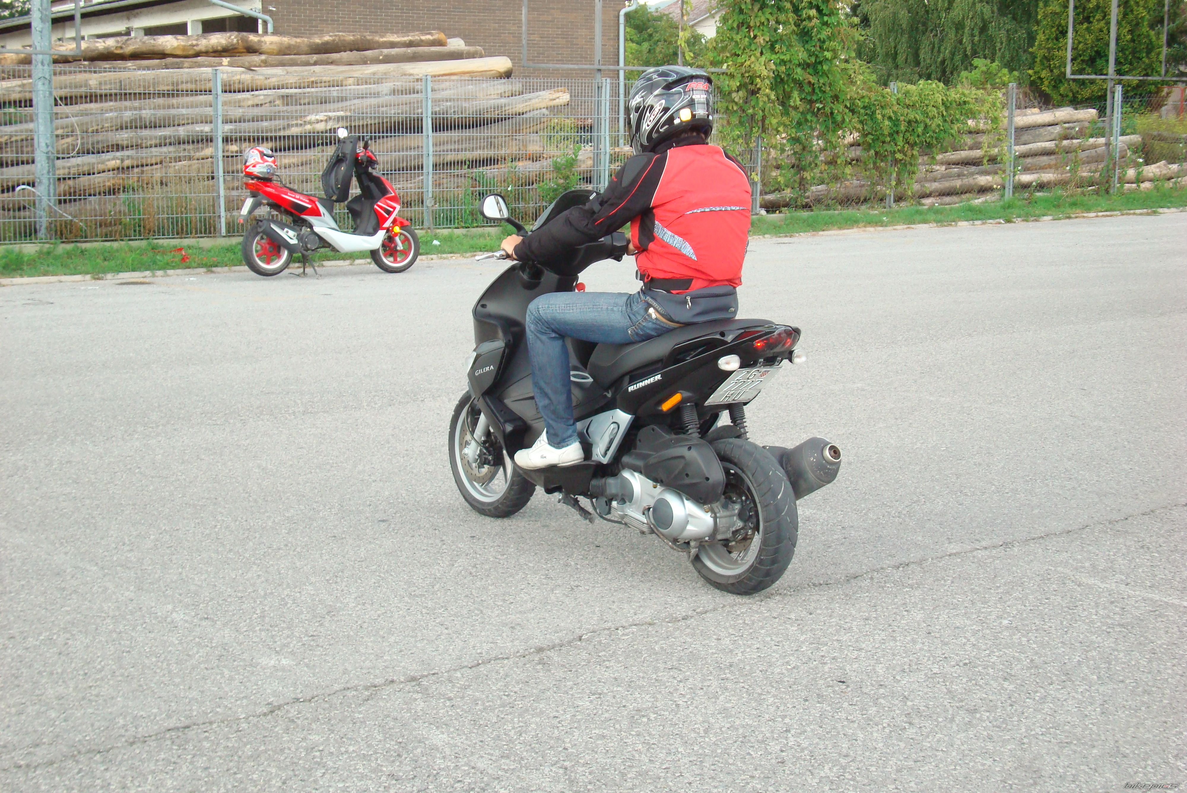 Photo 1784709