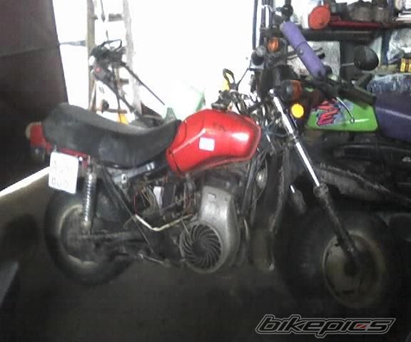 Photo 1785076