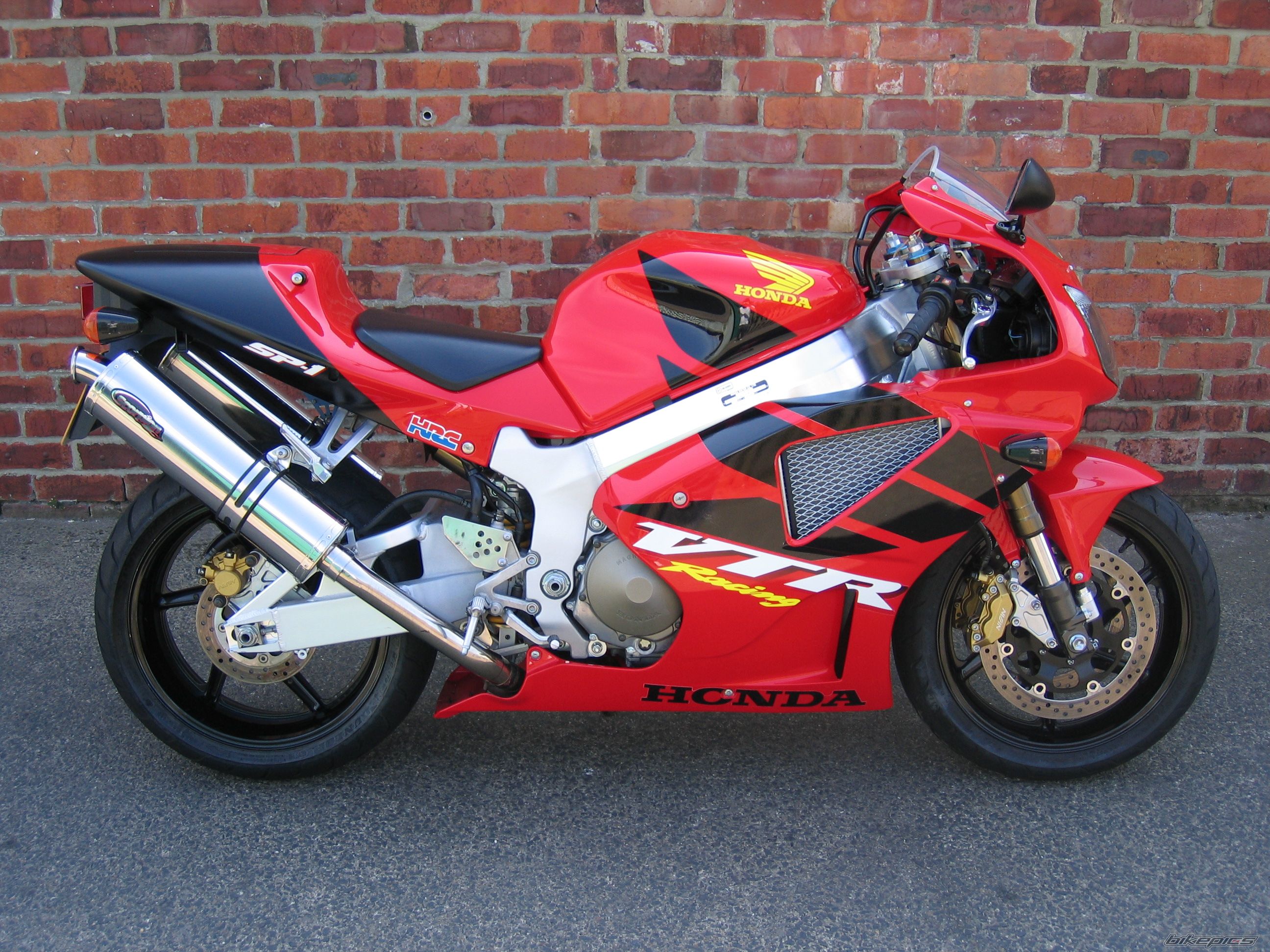 Photo 1785174