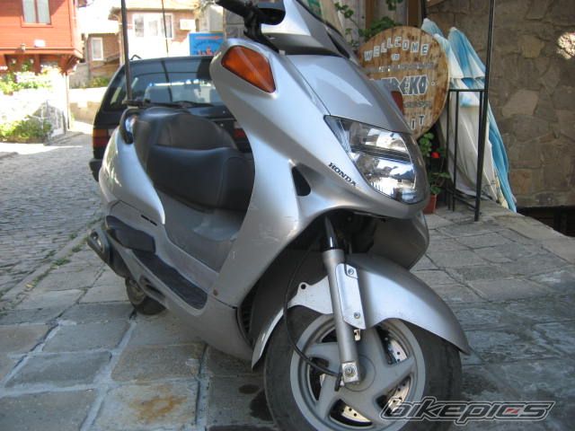 Photo 1785634
