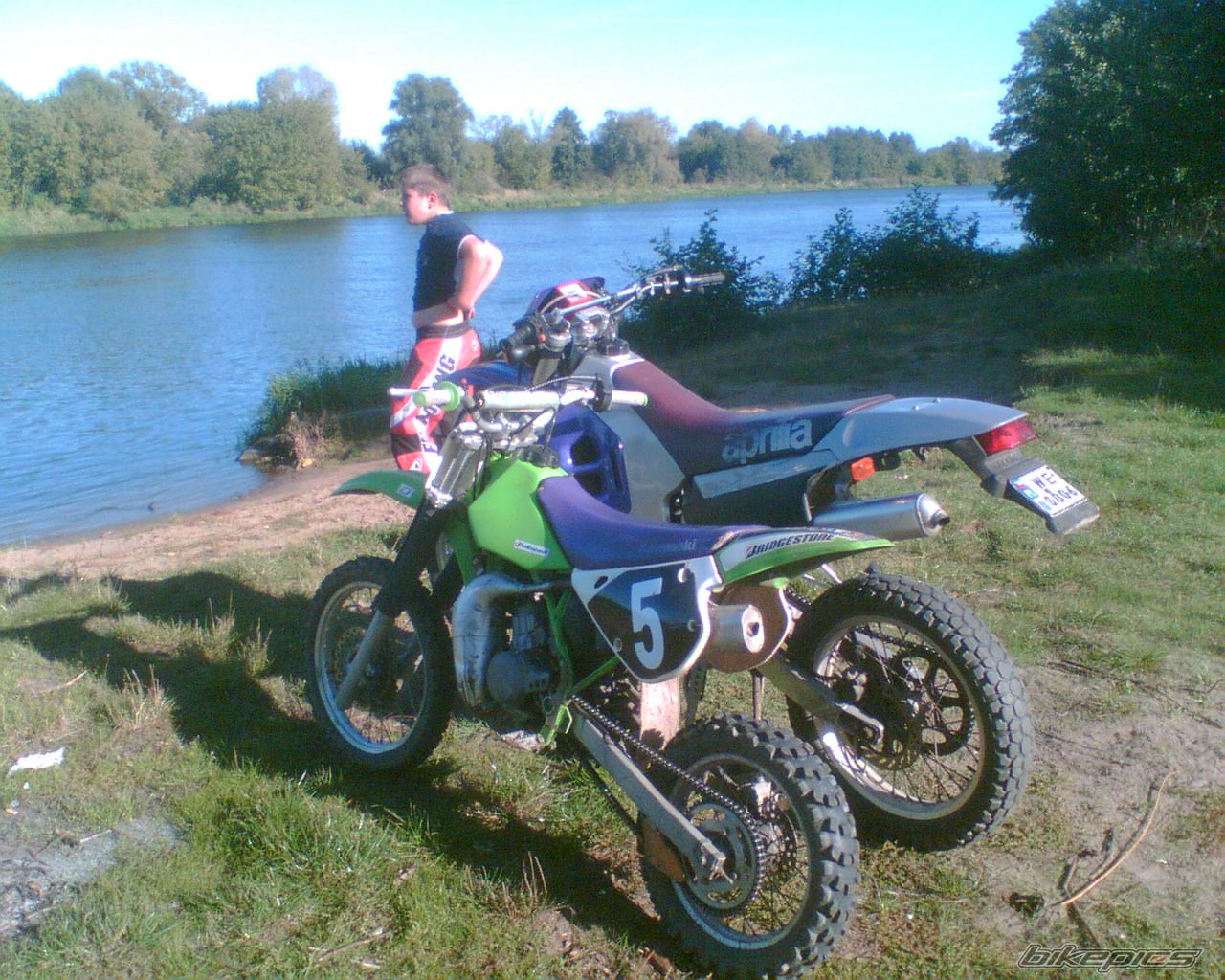 Photo 1786112