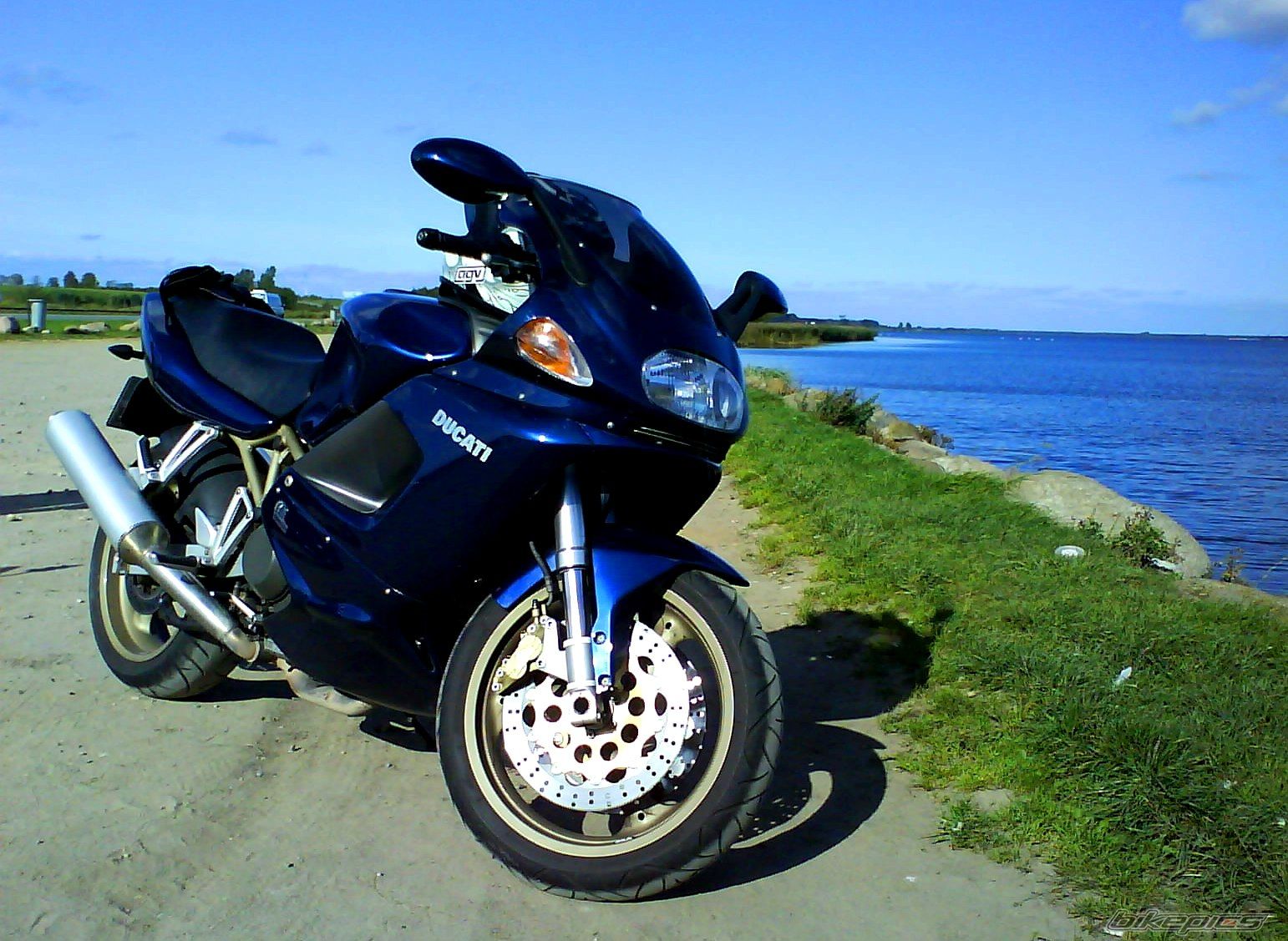 Photo 1786182