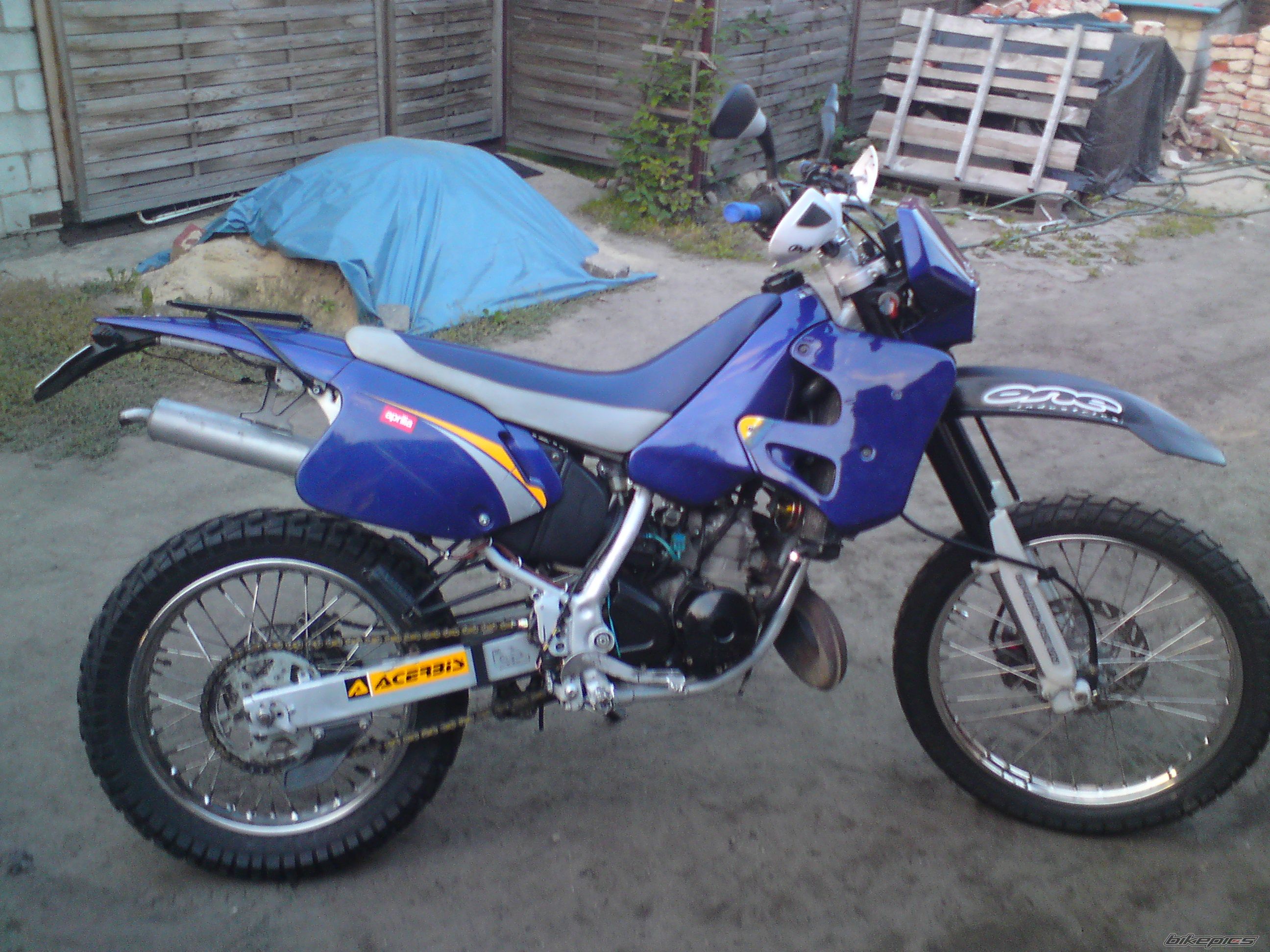Photo 1786193