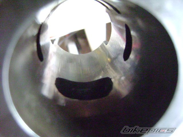 Photo 1786225