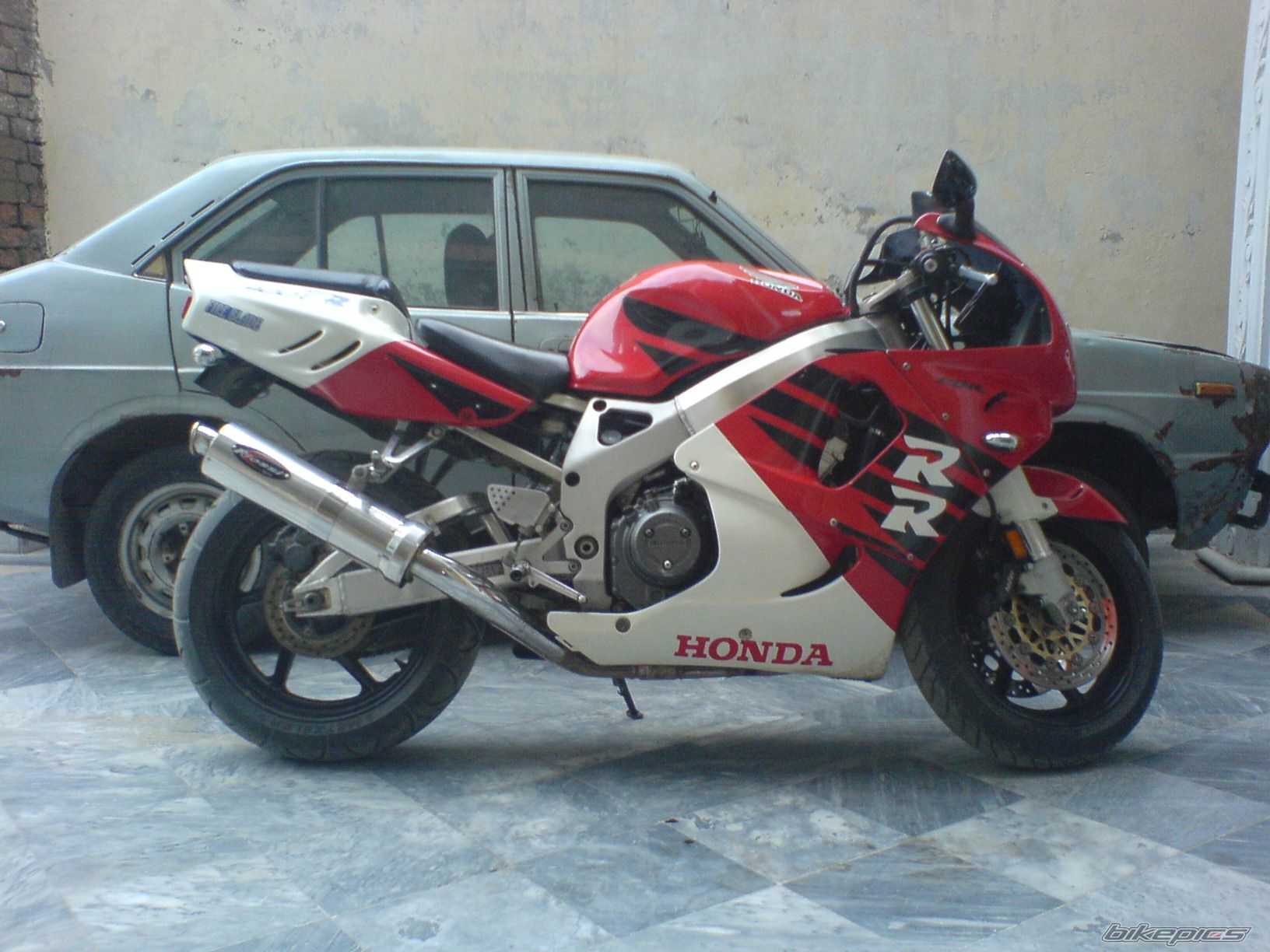 Photo 1786664