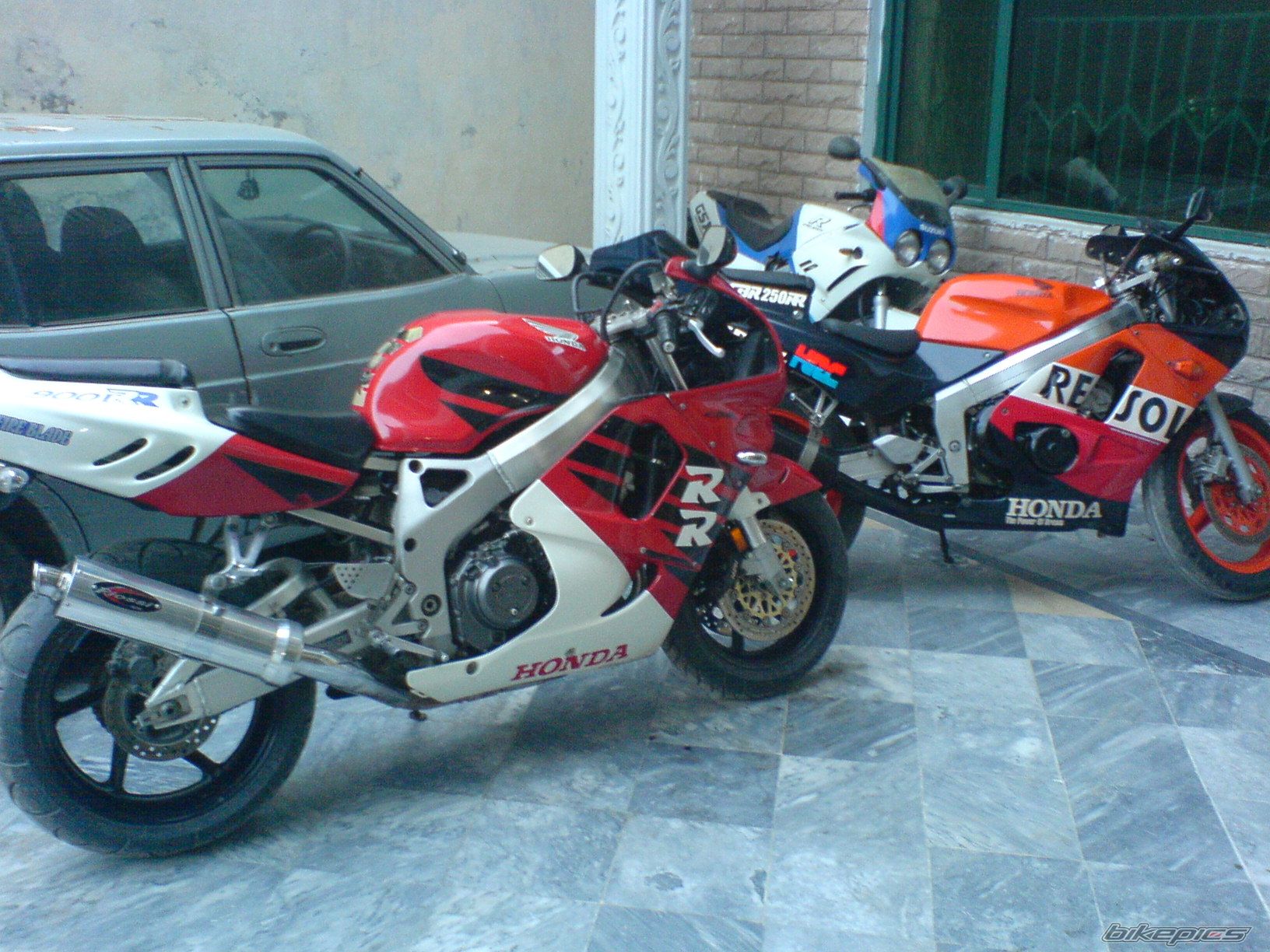 Photo 1786665