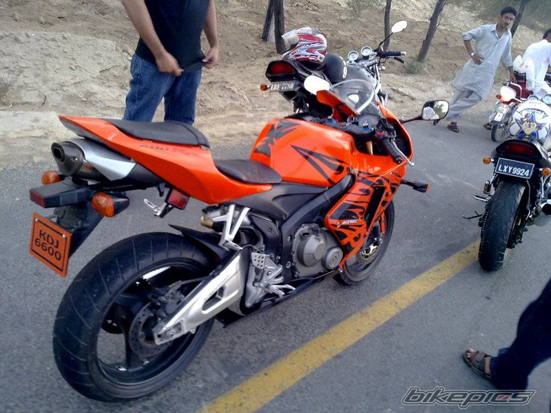 Photo 1786689