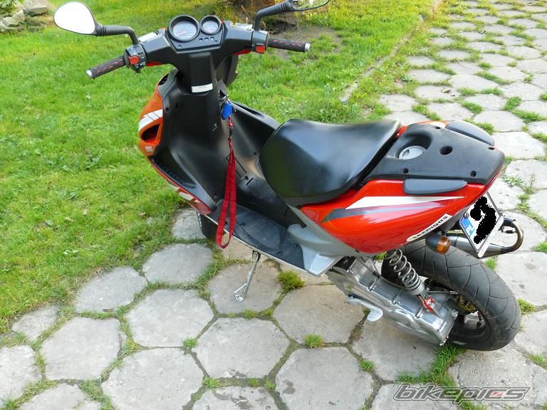 Photo 1786840