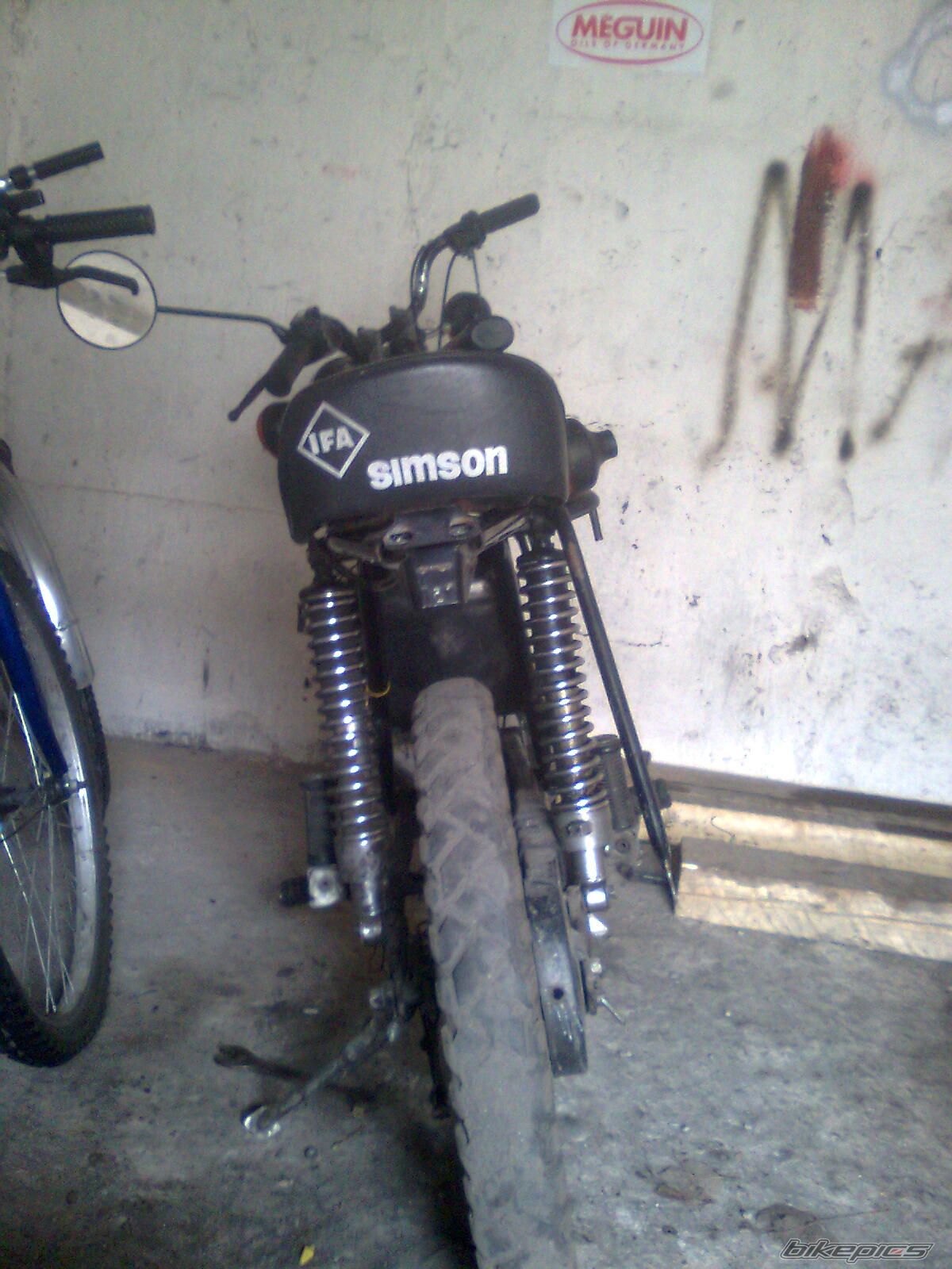 Photo 1787670
