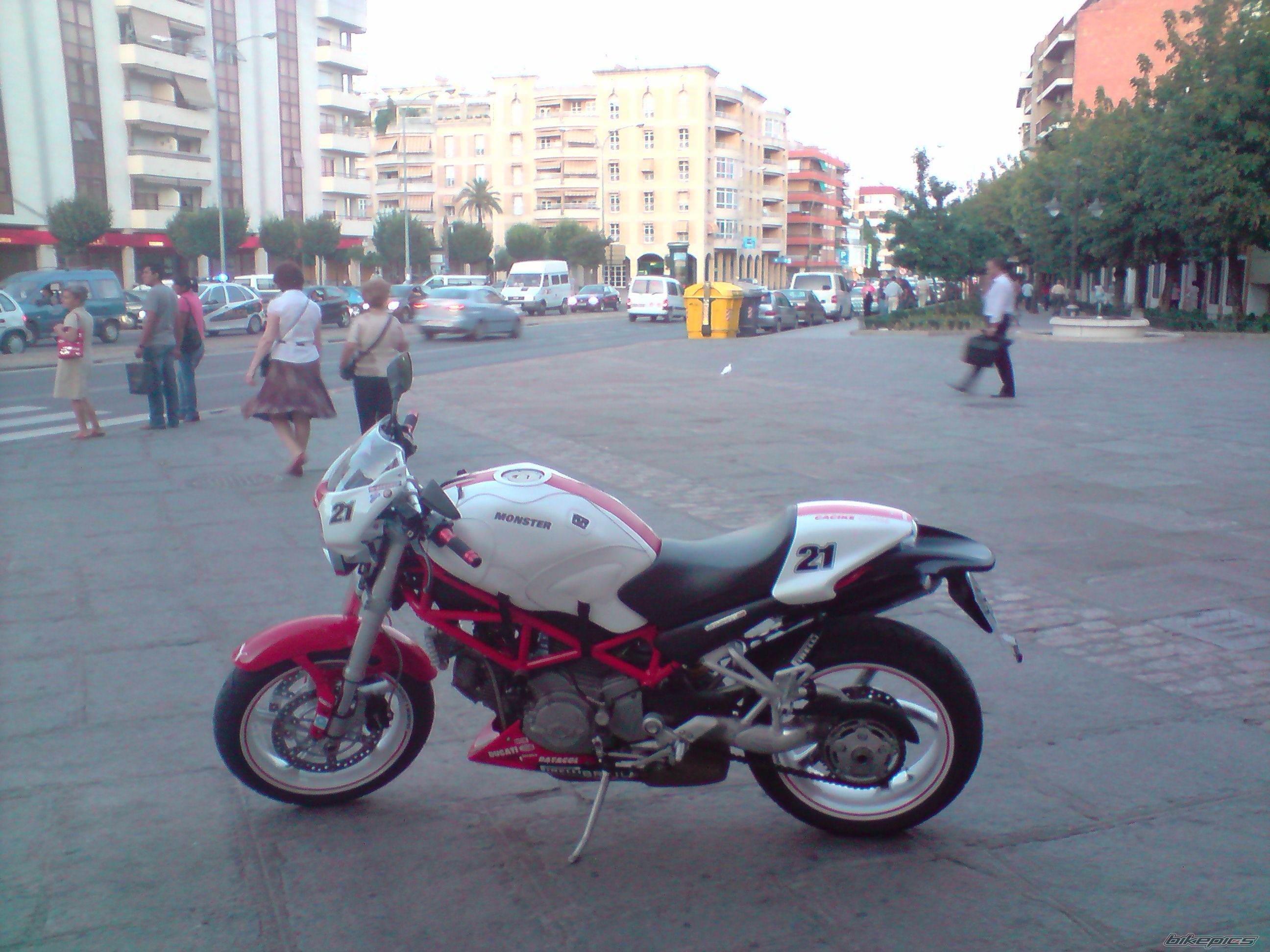 Photo 1787683