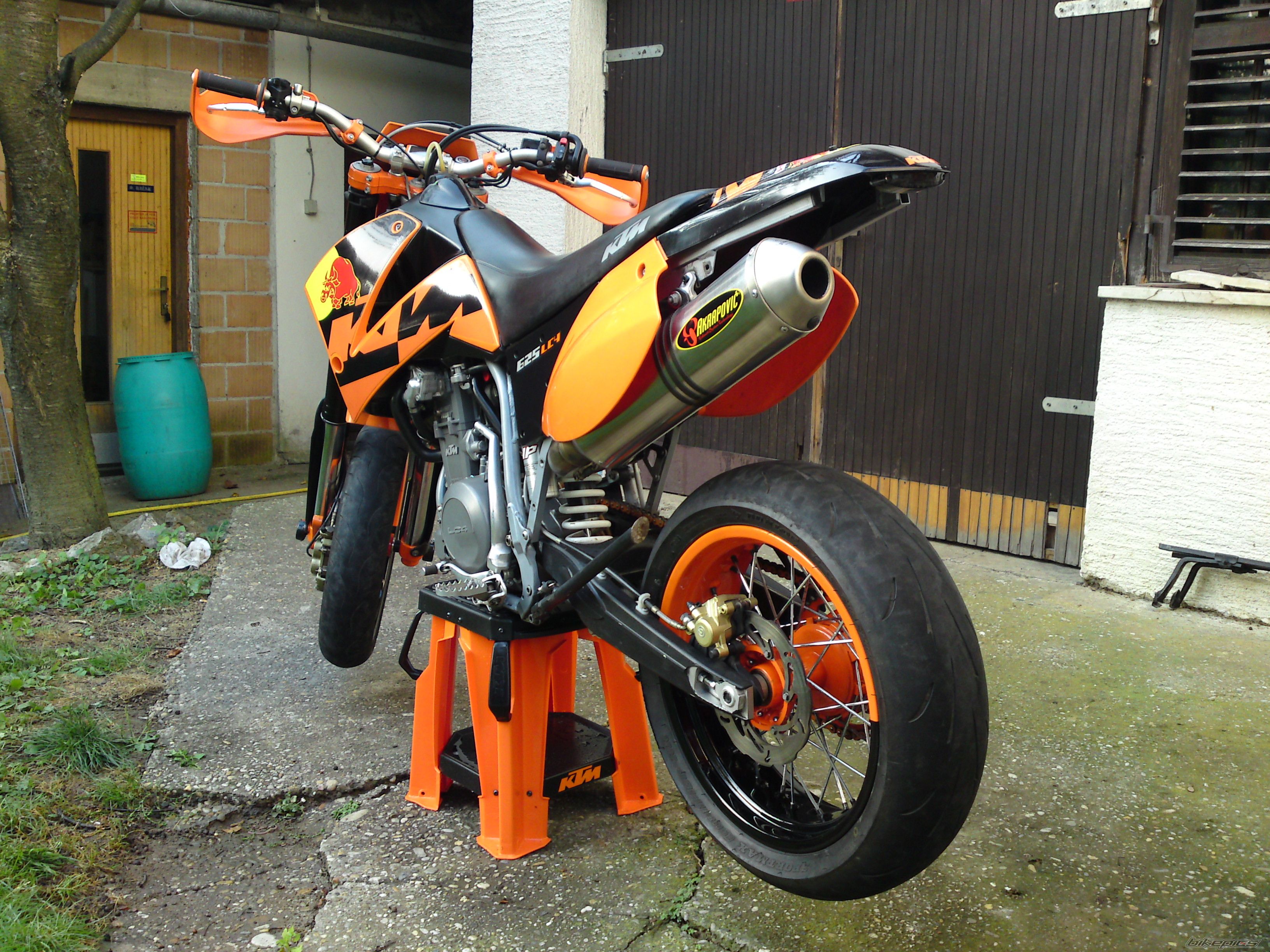 Photo 1787832