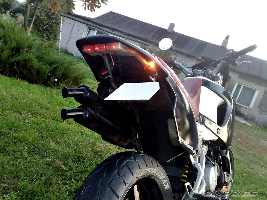 Photo 1787848