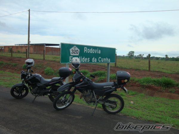 Photo 1787886