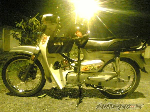 Photo 1787981