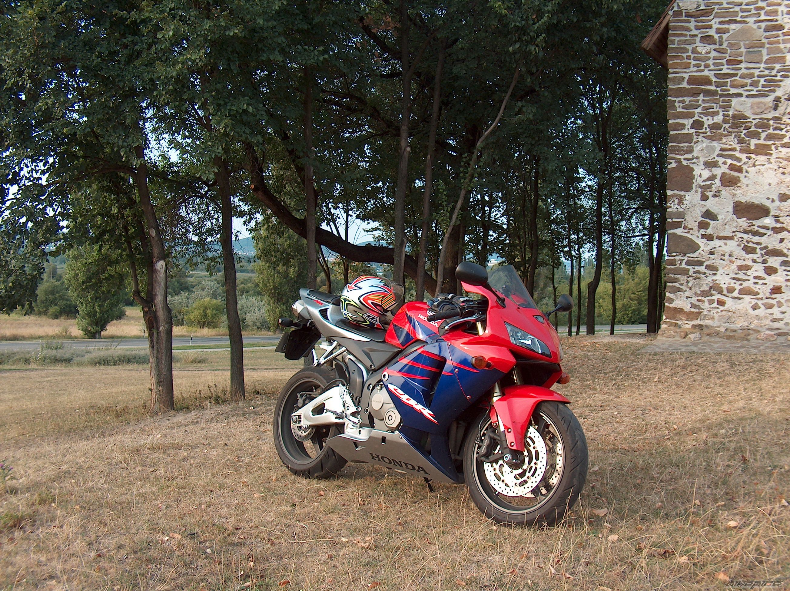 Photo 1788137