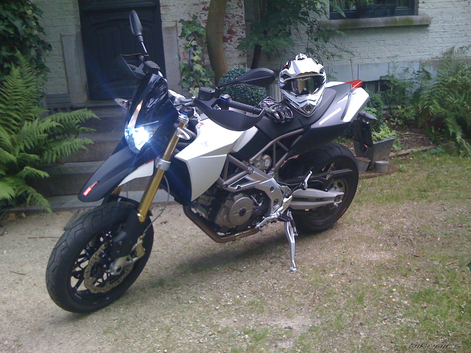 Photo 1788253