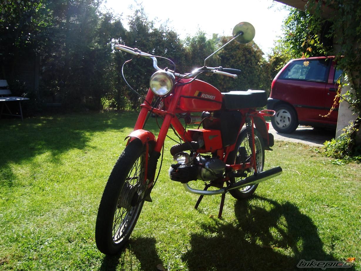 Photo 1789850