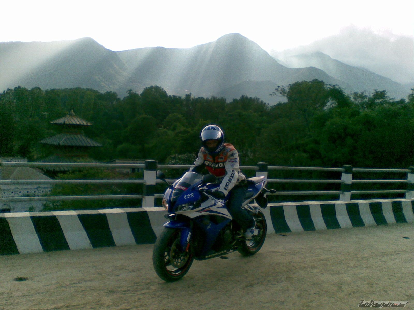 Bike Photo 1789940