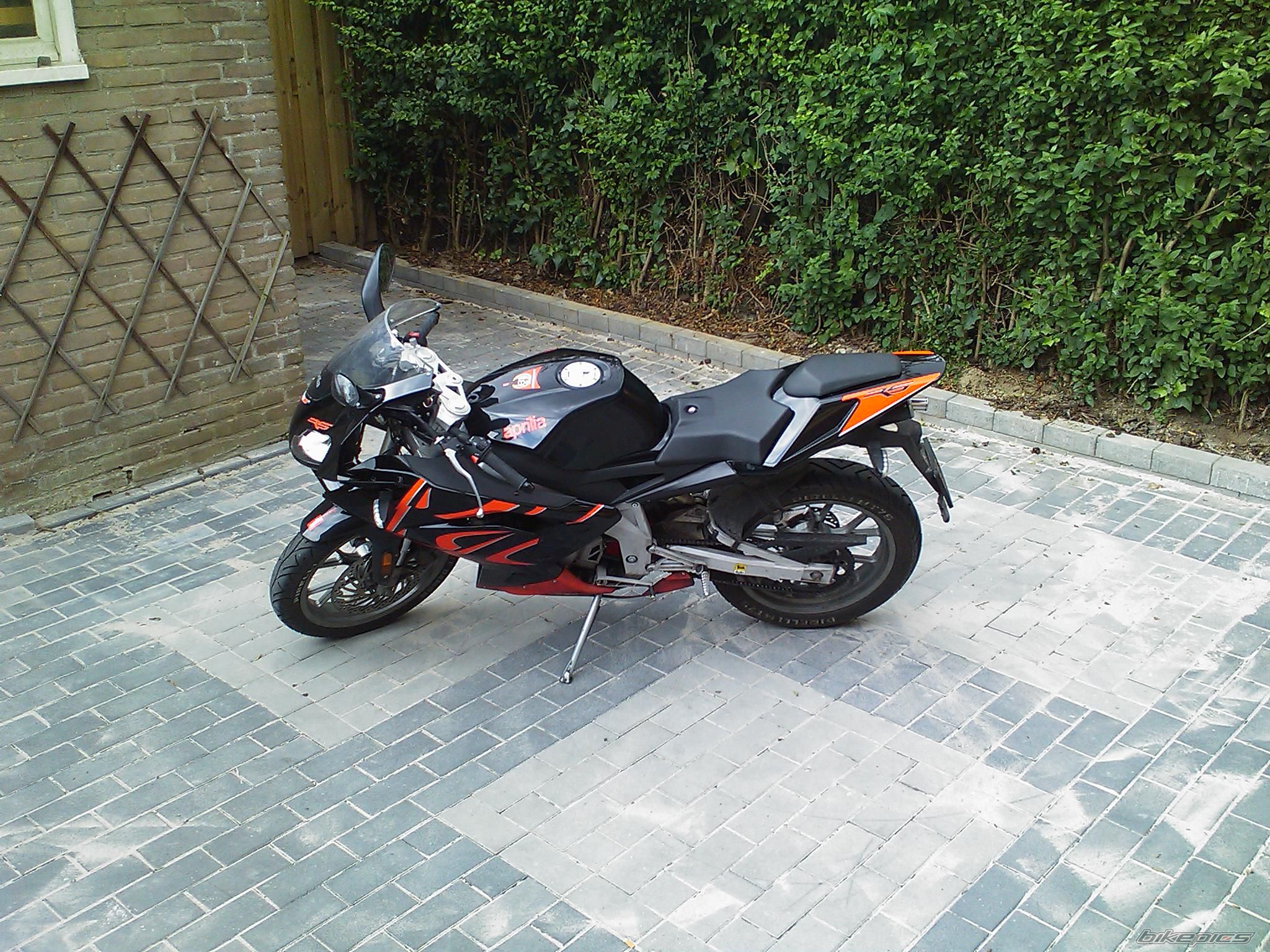 Photo 1792098