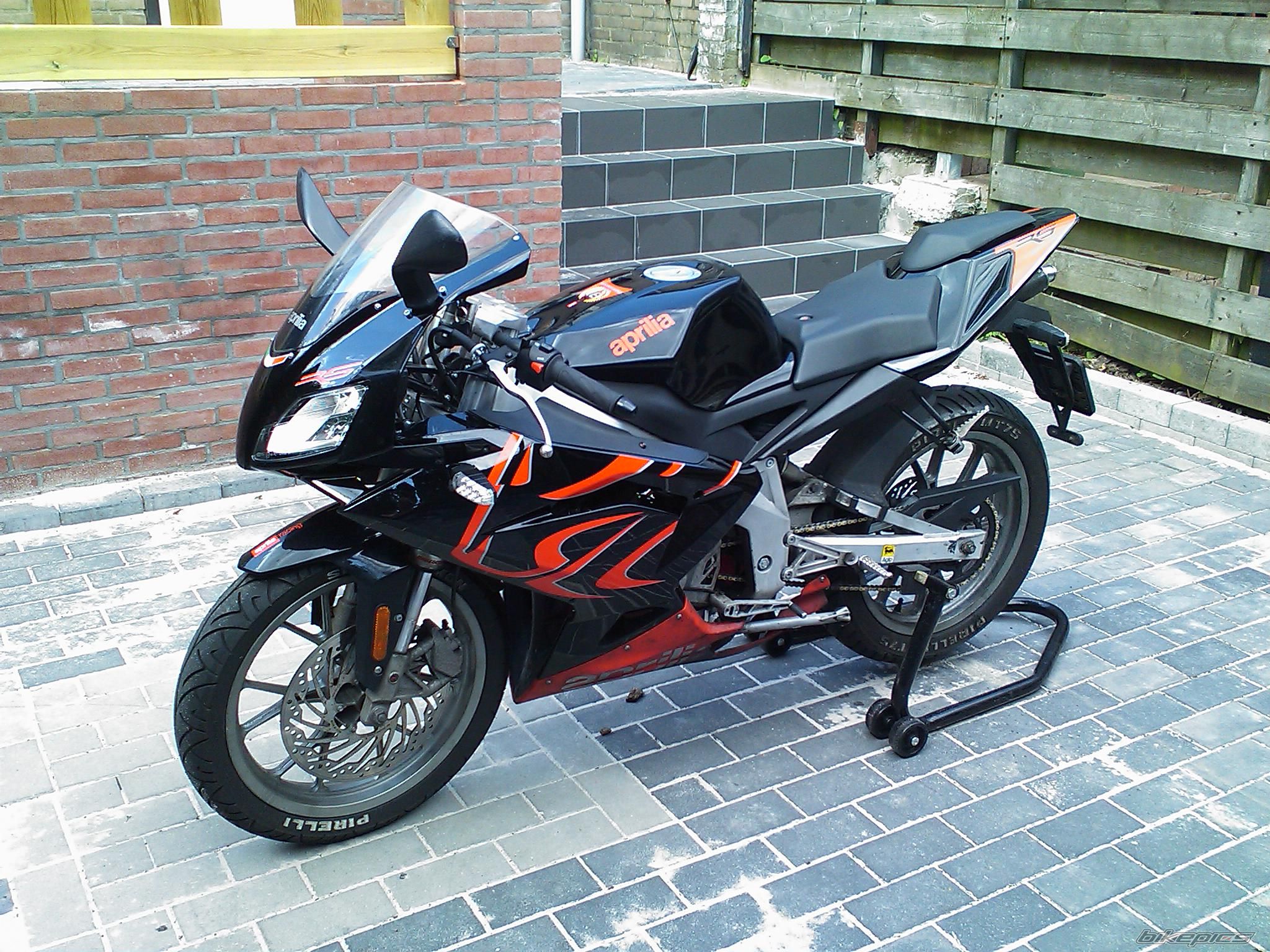 Photo 1792099