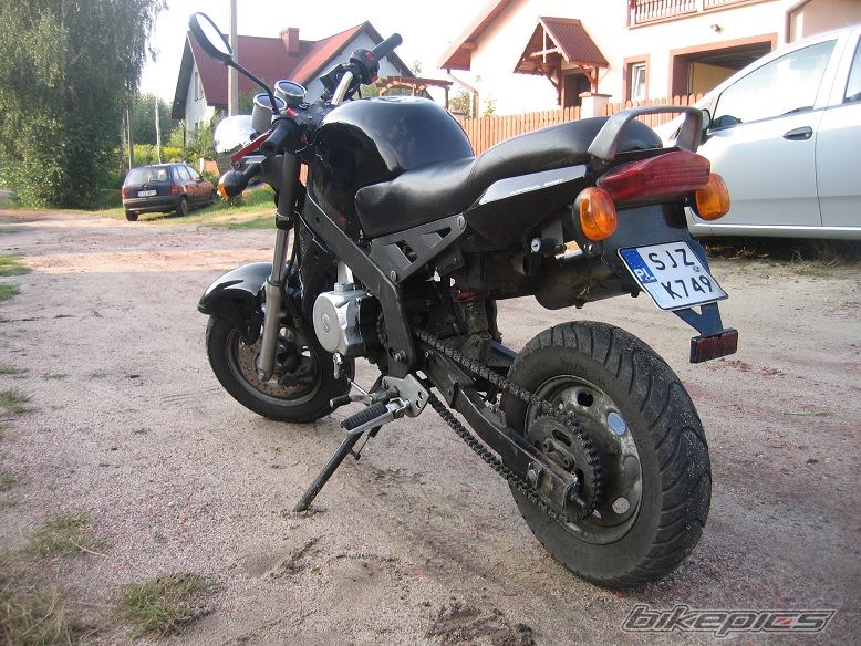 Photo 1793250