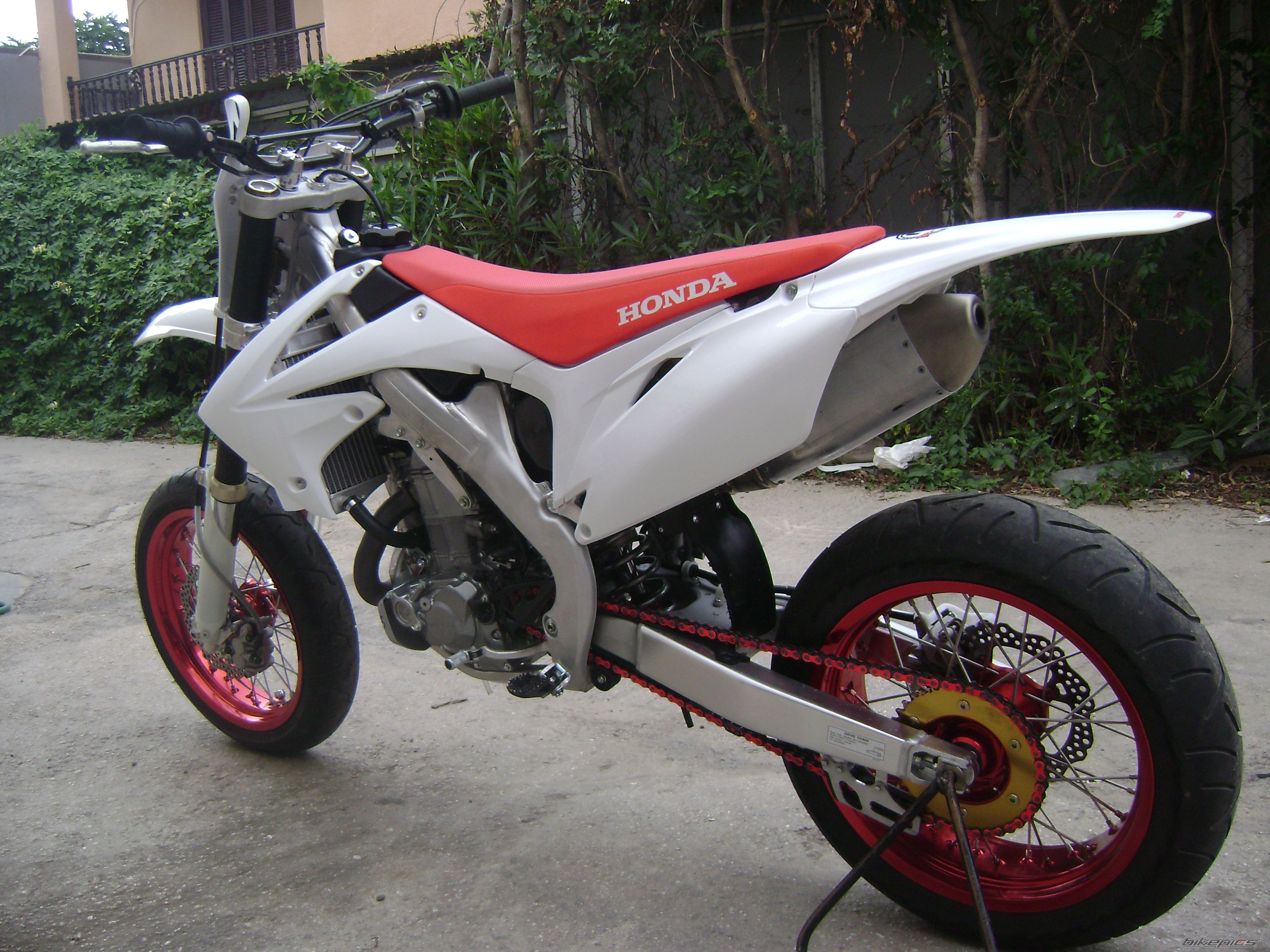 Photo 1793408