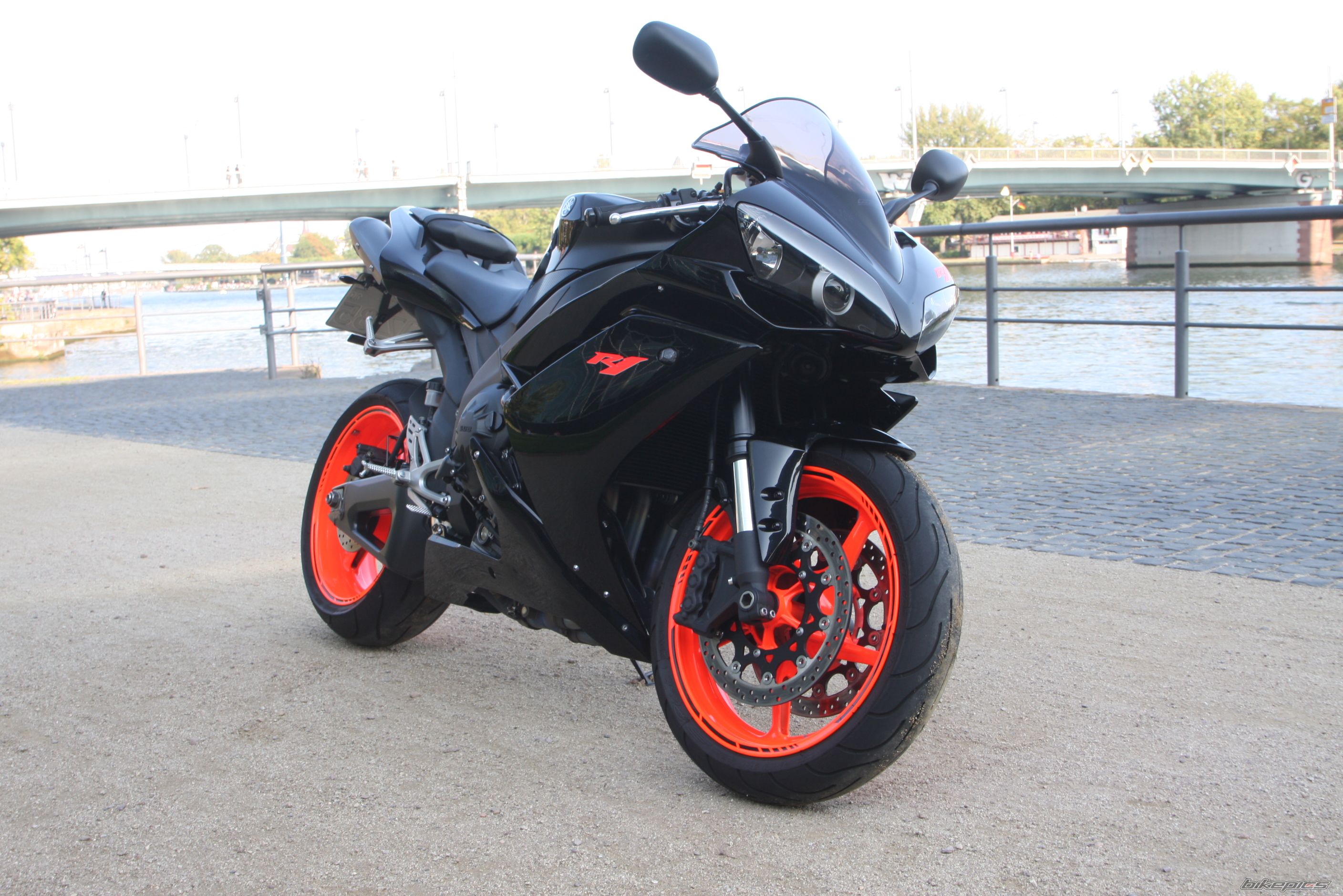 Photo 1793429