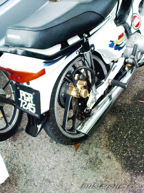 Photo 1793868