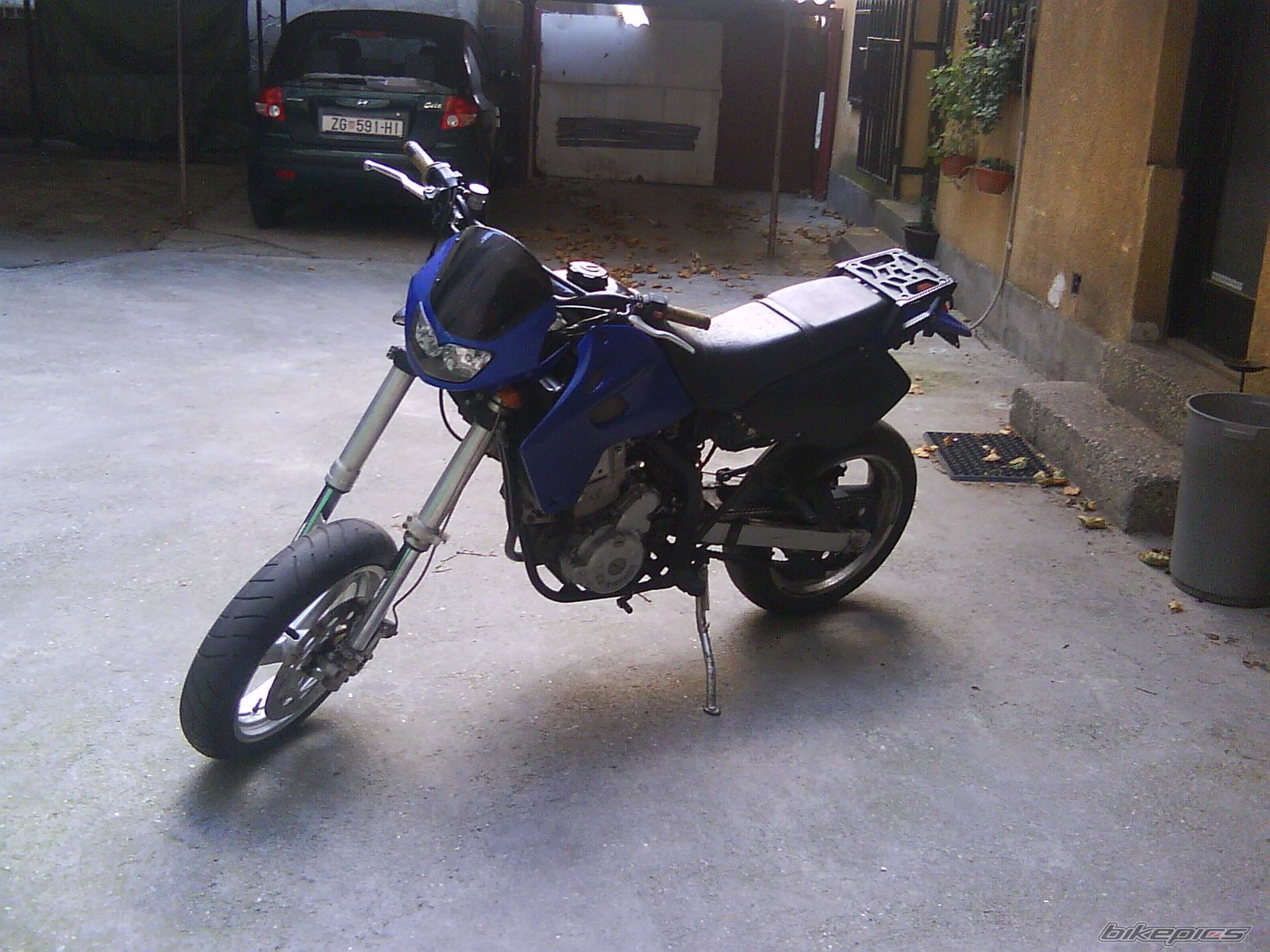 Photo 1793964