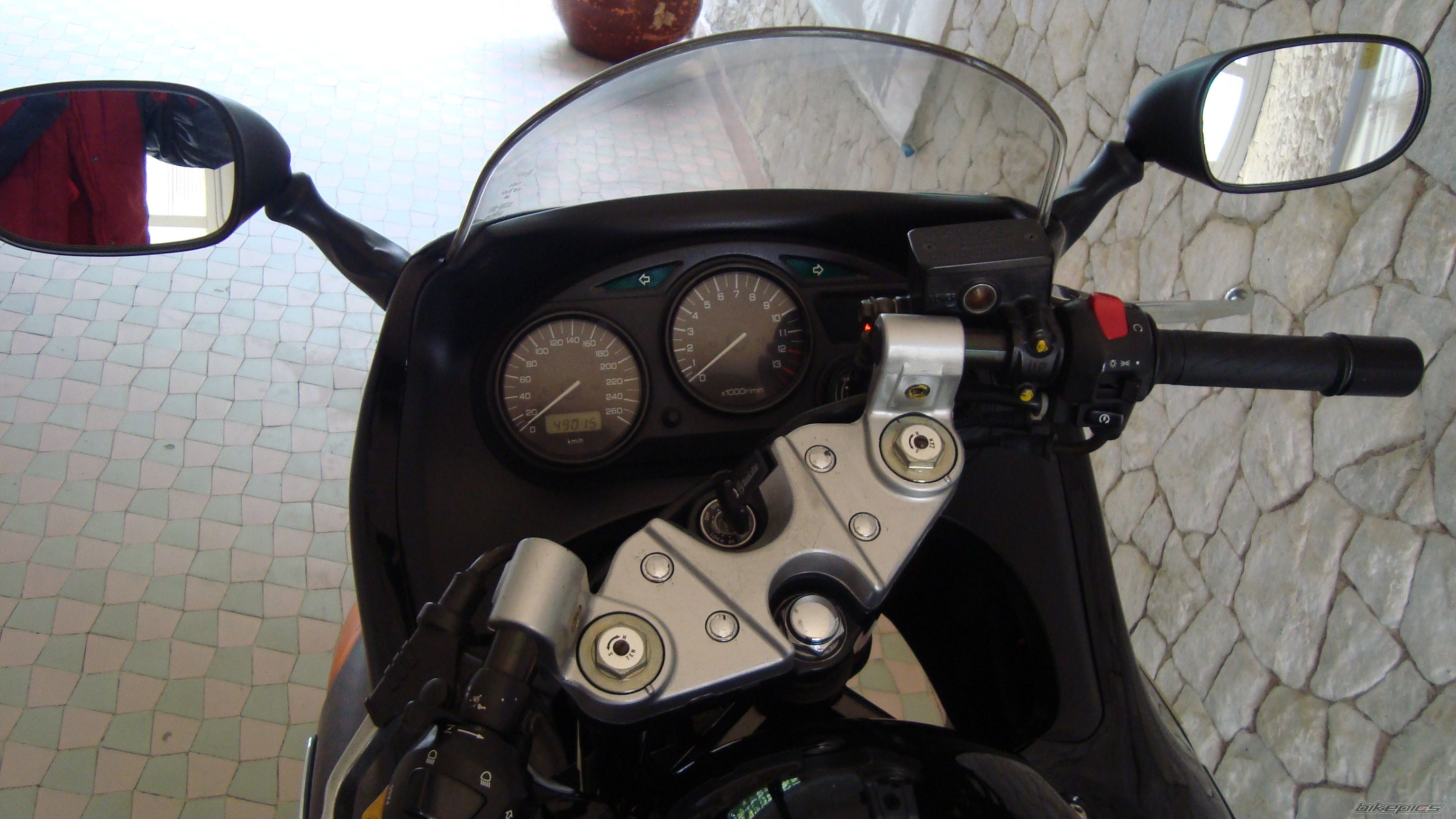Photo 1794141