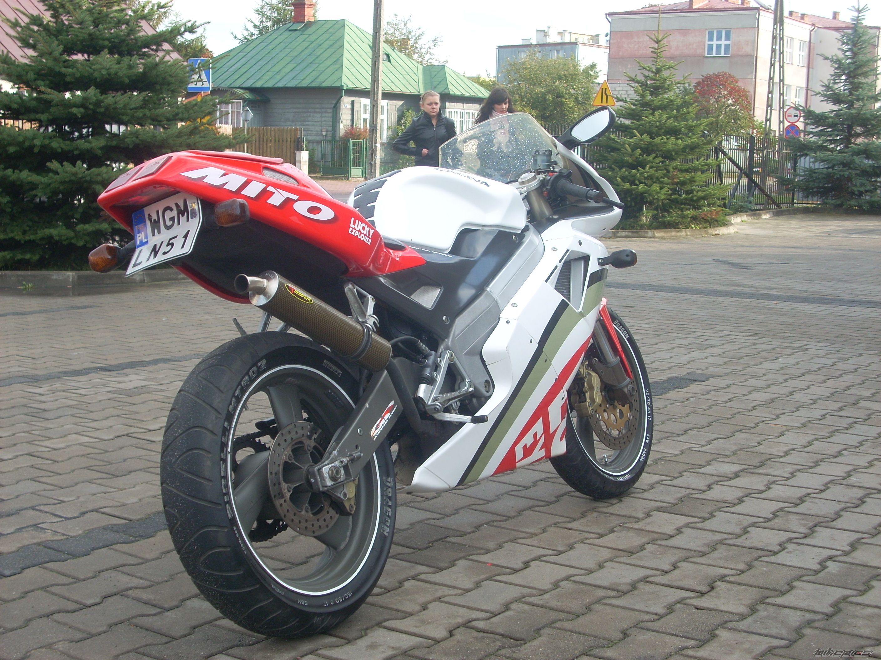 Photo 1794744